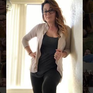 Meet your Posher, Angela